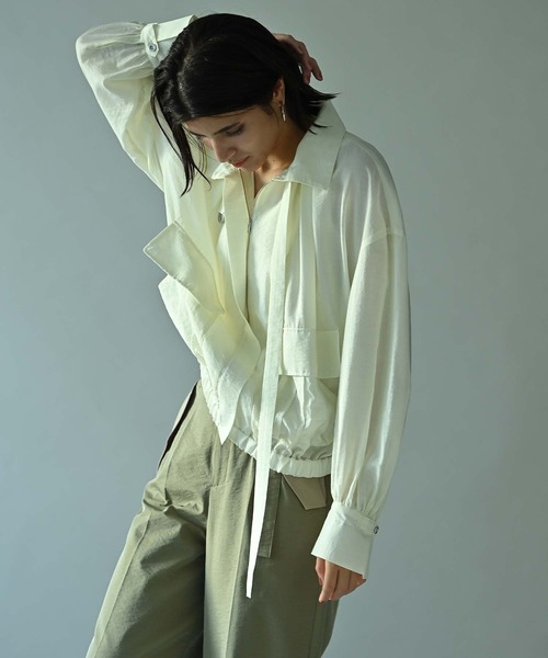 Anside(アンサイド)の「スタンドブラウスブルゾン(ブルゾン・レディース・アイボリー/ブラック/サックスブルー・M)」の15枚目の写真