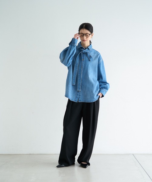 meilmada（メイルマダ）の「2wayデニムボウタイシャツ（シャツ/ブラウス・レディース・ブルー・FREE）」の2枚目の写真