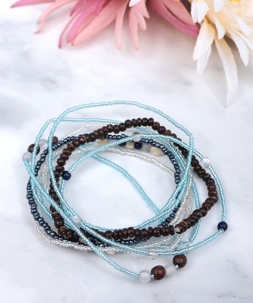 チチカカ（チチカカ）の「シェル＆ビーズ10連ブレスレット（ブレスレット・レディース・ホワイト/ブルー・FREE）」の2枚目の写真