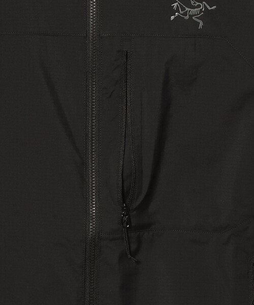 BEAMS BOY（ビームスボーイ）の「ARC’TERYX / Squamish Jacket W（ブルゾン・レディース・ブラック・MEDIUM/SMALL）」の4枚目の写真