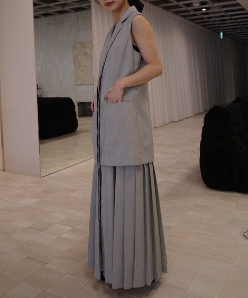 Ameri(アメリ)の「PLEATED SKIRT DOCKING SUIT DRESS(ワンピース・レディース・ブラウン/グリーン・SMALL/MEDIUM)」の5枚目の写真