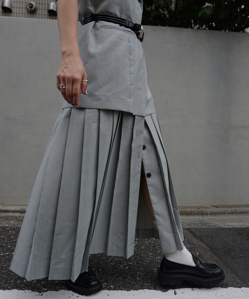 Ameri(アメリ)の「PLEATED SKIRT DOCKING SUIT DRESS(ワンピース・レディース・ブラウン/グリーン・SMALL/MEDIUM)」の14枚目の写真