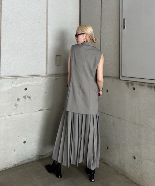 Ameri(アメリ)の「PLEATED SKIRT DOCKING SUIT DRESS(ワンピース・レディース・ブラウン/グリーン・SMALL/MEDIUM)」の16枚目の写真