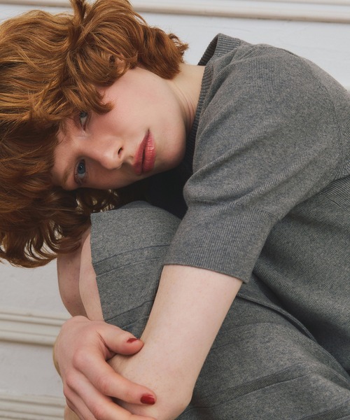 EIMY ISTOIRE（エイミーイストワール）の「【PRE ORDER】プリーツミニスカートカーデニットセットアップ（ワンピース・レディース・キャメル/グレー/ブラック・F）」の8枚目の写真