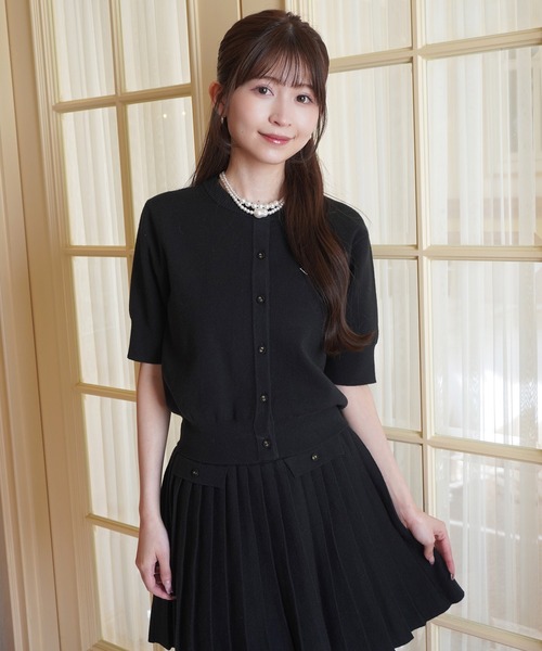 EIMY ISTOIRE(エイミーイストワール)の「【PRE ORDER】プリーツミニスカートカーデニットセットアップ(ワンピース・レディース・キャメル/グレー/ブラック・F)」の6枚目の写真