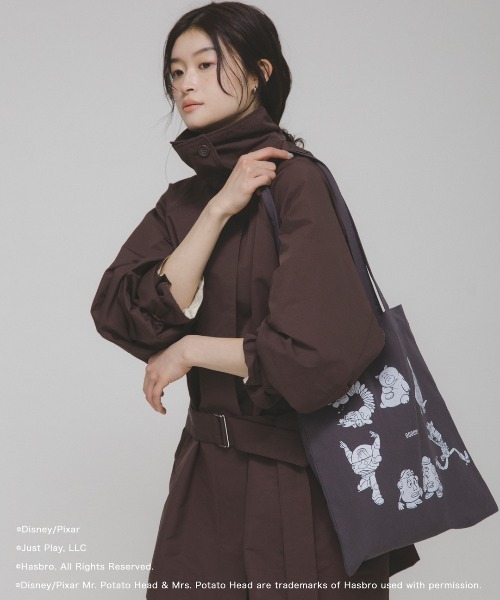 KBF(ケイビーエフ)の「TOYSTORY/トートバッグ(トートバッグ・レディース・チャコールグレー/アイボリー・ONE)」の9枚目の写真