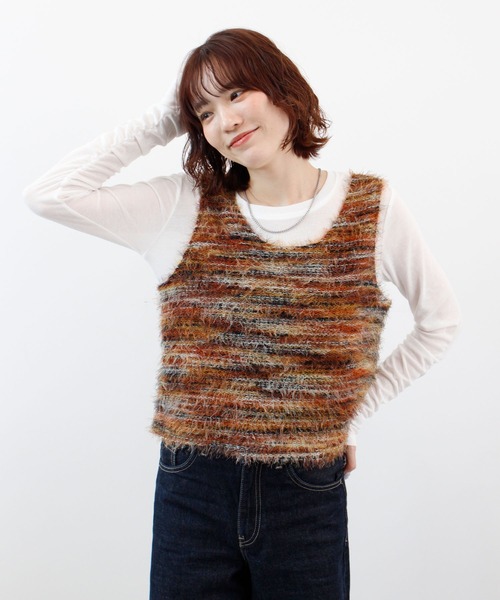 ABYS（アビス）の「重ねるだけで着映え。前後2WAYミックスシャギーニットベスト / レイヤードトップス（ニット/セーター・レディース・レッド/ブルー/オレンジ・FREE）」の5枚目の写真