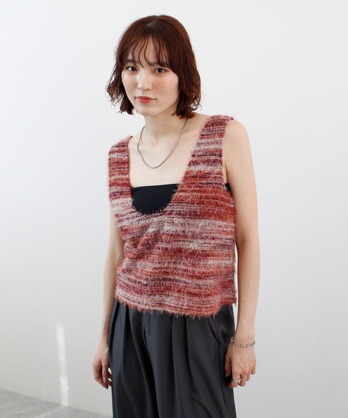 ABYS（アビス）の「重ねるだけで着映え。前後2WAYミックスシャギーニットベスト / レイヤードトップス（ニット/セーター・レディース・レッド/ブルー/オレンジ・FREE）」の16枚目の写真