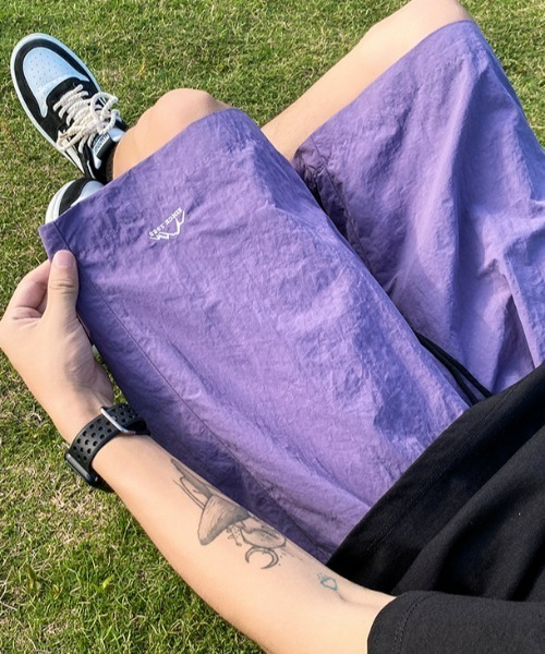 SHEPP（シープ）の「ワンポイントデザインナイロンハーフパンツ（その他パンツ・メンズ・ブラック/ベージュ/グレー/パープル・L/M）」の4枚目の写真