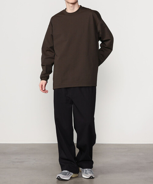 DAIWA PIER39（ダイワピア39）の「DAIWA PIER39 | TECH DRAWSTRING L/S TEE MEN（Tシャツ/カットソー・メンズ・ダークブラウン/ホワイト・L/M/S）」の6枚目の写真