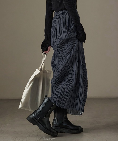 Fashion Letter(ファッションレター)の「ドットプリント プリーツロングタイトスカート(スカート・レディース・ブラック/ホワイト/チャコール/ブラウン・L/M)」の20枚目の写真