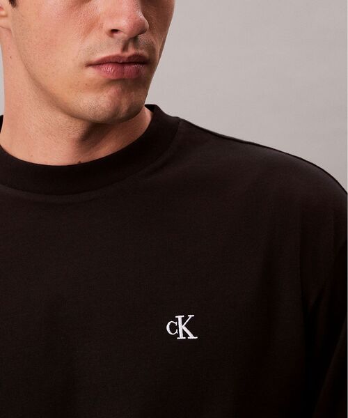 Calvin Klein(カルバン・クライン)の「モノグラム Tシャツ(Tシャツ/カットソー・メンズ・ブラック/ホワイト・M/S/L/XL)」の7枚目の写真