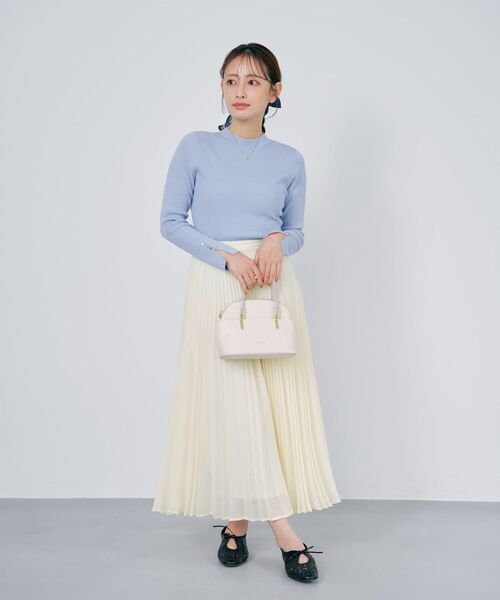 COHINA(コヒナ)の「シルキーコットンゴールドボタンニット 【低身長・小柄女性】(ニット/セーター・レディース・ベージュ/ネイビー/ブルー/その他/ホワイト・ONE SIZE)」の16枚目の写真
