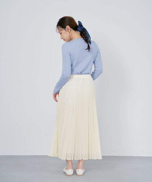 COHINA(コヒナ)の「シルキーコットンゴールドボタンニット 【低身長・小柄女性】(ニット/セーター・レディース・ベージュ/ネイビー/ブルー/その他/ホワイト・ONE SIZE)」の17枚目の写真