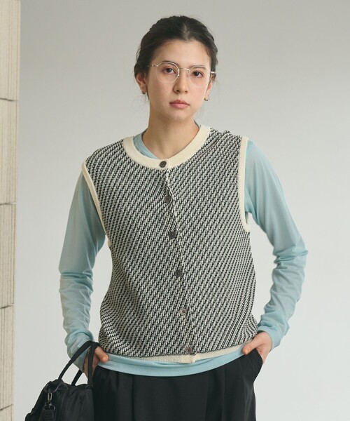 BEAUTY&YOUTH UNITED ARROWS（ビューティーアンドユースユナイテッドアローズ）の「コットンポリエステル ジャガード 2WAYニットベスト  ウォッシャブル（ベスト・レディース・その他1/ブラック/その他2・FREE）」の7枚目の写真