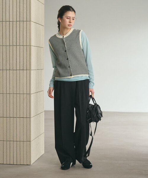 BEAUTY&YOUTH UNITED ARROWS（ビューティーアンドユースユナイテッドアローズ）の「コットンポリエステル ジャガード 2WAYニットベスト  ウォッシャブル（ベスト・レディース・その他1/ブラック/その他2・FREE）」の9枚目の写真
