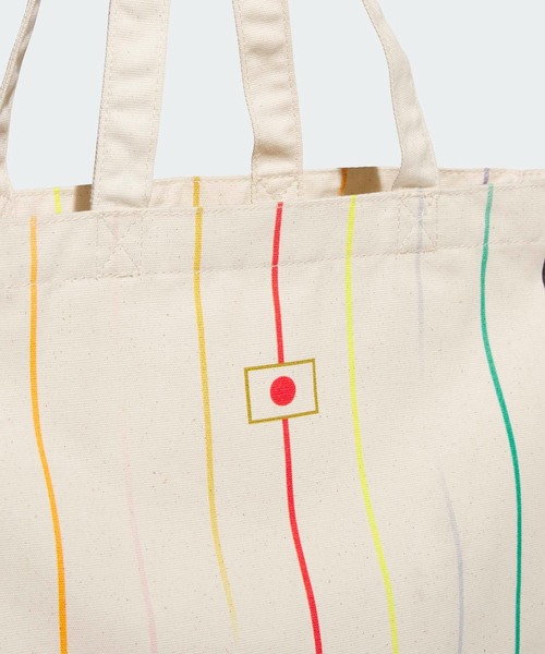 adidas（アディダス）の「サッカー日本代表 2026 アウェイ トートバッグ / アディダス adidas（トートバッグ・メンズ・ホワイト・FREE）」の9枚目の写真