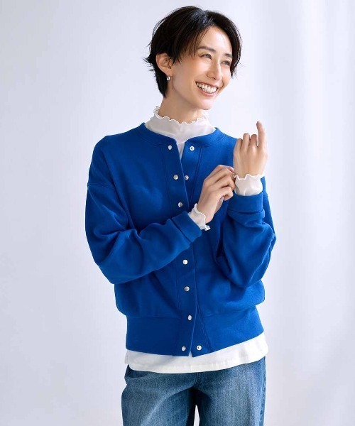 IEDIT（イディット）の「ＩＥＤＩＴ　綿１００％の身ごろが心地いいまろやかカラーの部分シアートップス（Tシャツ/カットソー・レディース・ブラック/クリーム/オフホワイト・L/M/3L/LL）」の2枚目の写真