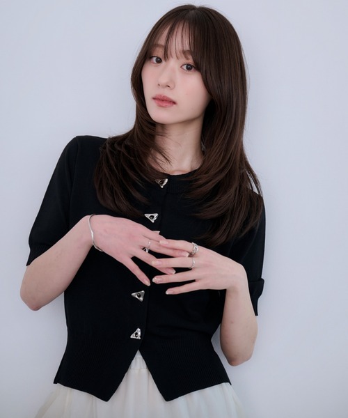 Dita Muaj.（ディータムアージュ）の「ニュアンスボタンカーディガン（カーディガン/ボレロ・レディース・ブラック/グレー/ピンク・FREE）」の11枚目の写真
