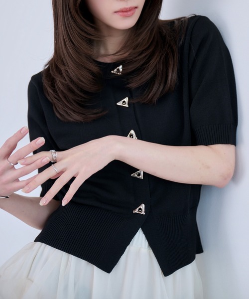 Dita Muaj.（ディータムアージュ）の「ニュアンスボタンカーディガン（カーディガン/ボレロ・レディース・ブラック/グレー/ピンク・FREE）」の10枚目の写真