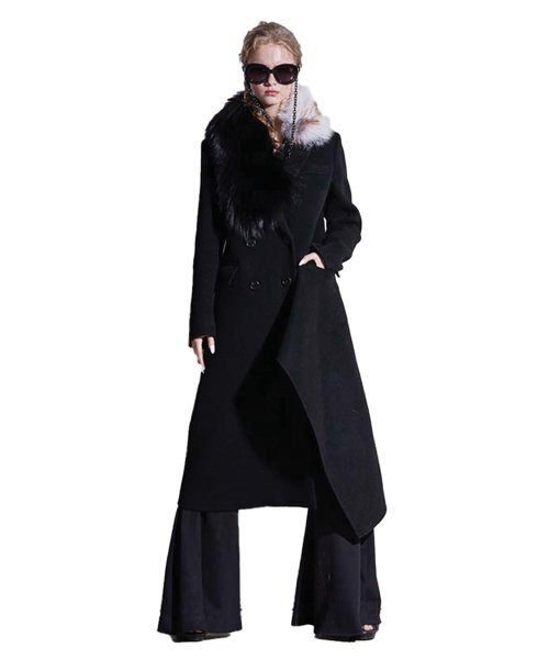 GREEDILOUS(グリディアス)の「ファー ロングコート(チェスターコート・レディース・その他・S/M/L/XS)」の1枚目の写真