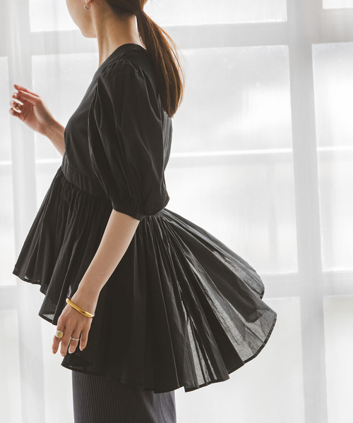 MARIHA(マリハ)の「《WEB・虎ノ門限定追加》MARIHA/マリハ ラストダンスのブラウス(シャツ/ブラウス・レディース・ブラック/ホワイト・38/36)」の3枚目の写真