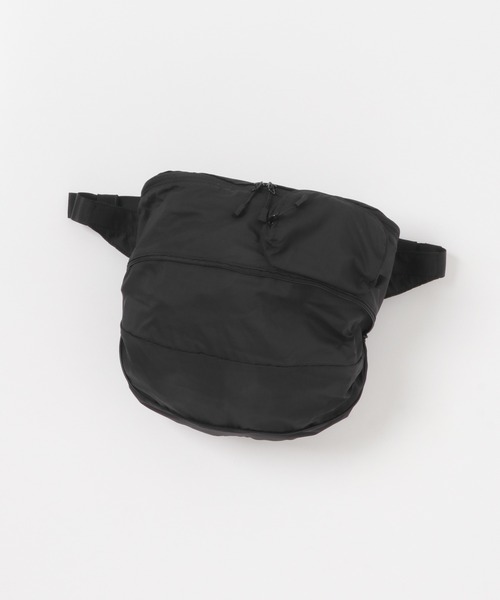 URBAN RESEARCH（アーバンリサーチ）の「DAIWA PIER39　PERTEX TRAVEL EXPAND BAG（ボディバッグ/ウエストポーチ・メンズ・ブラック・ONE）」の3枚目の写真