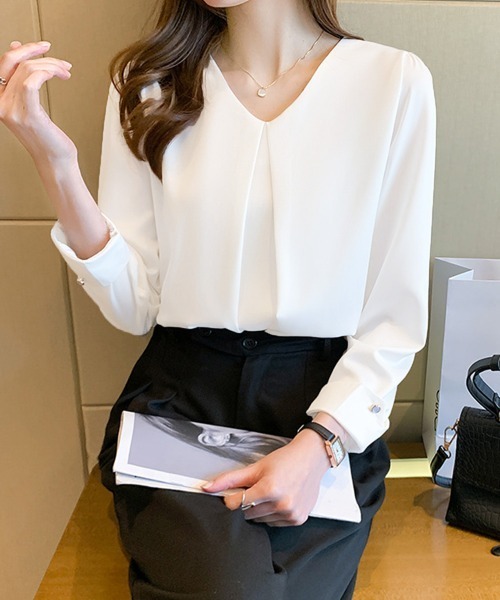 Miniministore(ミニミニストア)の「Vネックシフォンブラウス半袖タックブラウス(シャツ/ブラウス・レディース・ラベンダー/ホワイト・M/XL/L)」の5枚目の写真