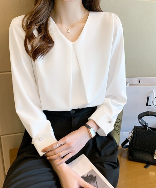 Miniministore(ミニミニストア)の「Vネックシフォンブラウス半袖タックブラウス(シャツ/ブラウス・レディース・ラベンダー/ホワイト・M/XL/L)」の7枚目の写真
