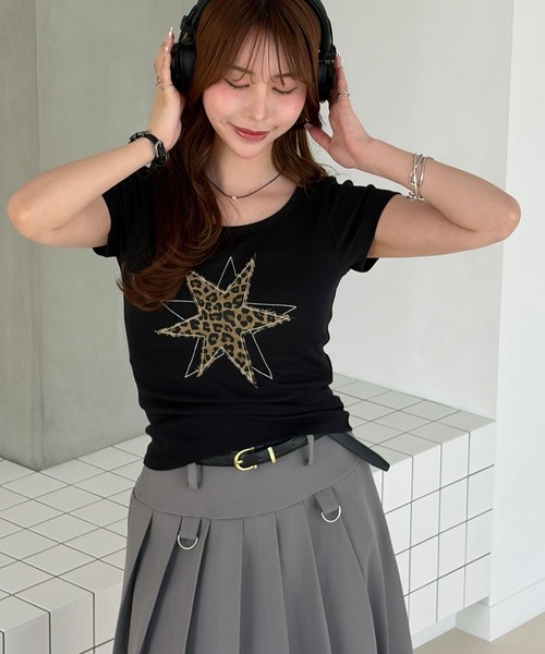 muet.（ミュエ）の「星柄パッチワークコンパクトＴシャツ（Tシャツ/カットソー・レディース・ブラック/オフホワイト・MEDIUM）」の8枚目の写真