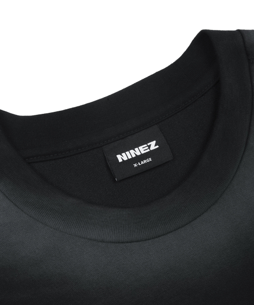 NINEZ(ナインゼット)の「スプレーウォッシングオーバーサイズTシャツ (2色)(Tシャツ/カットソー・メンズ・ブラック/ダークグレー・2XL/MEDIUM/LARGE/X-LARGE)」の7枚目の写真
