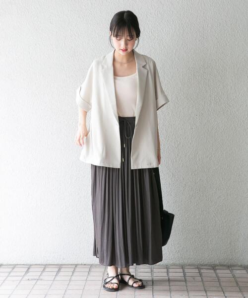 ITEMS URBANRESEARCH(アイテムズ アーバンリサーチ)の「『イージーケア/接触冷感/UVカット』SMOOTH LINEN TOUCH 半袖ジャケット(その他アウター・レディース・オフホワイト/ブラック・FREE)」の5枚目の写真