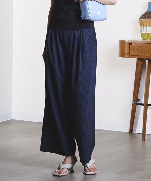 THOUSAND MILE(サウザンドマイル)の「(THOUSAND MILE x GENE HEAVENS)CAMI AND WIDE PANTS SET UP(セットアップ・レディース・ネイビー/チャコールグレー・ONE SIZE)」の11枚目の写真