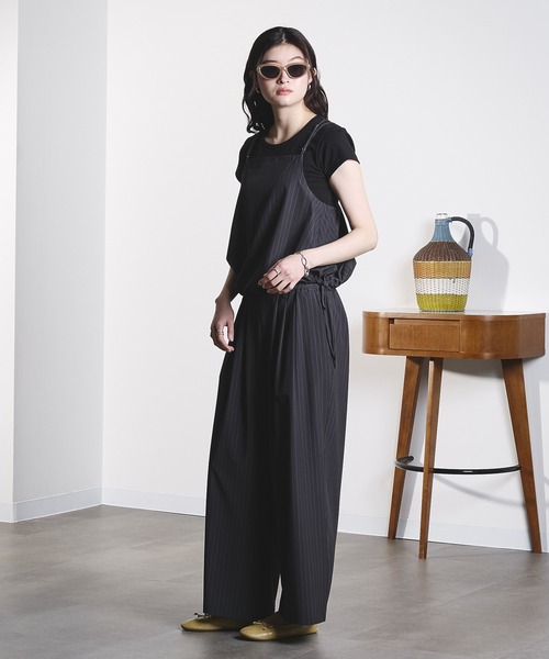 THOUSAND MILE(サウザンドマイル)の「(THOUSAND MILE x GENE HEAVENS)CAMI AND WIDE PANTS SET UP(セットアップ・レディース・ネイビー/チャコールグレー・ONE SIZE)」の13枚目の写真
