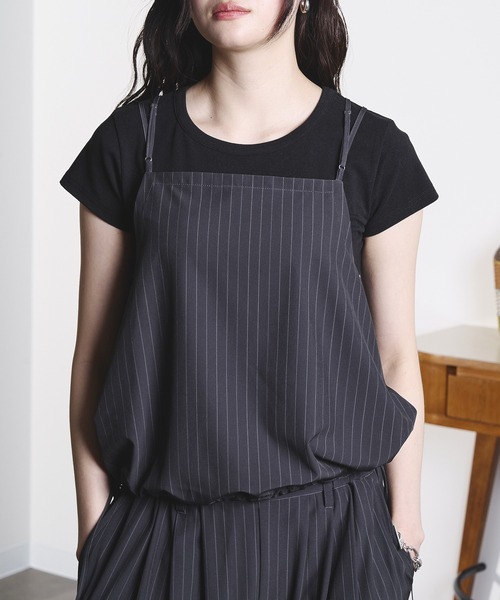 THOUSAND MILE(サウザンドマイル)の「(THOUSAND MILE x GENE HEAVENS)CAMI AND WIDE PANTS SET UP(セットアップ・レディース・ネイビー/チャコールグレー・ONE SIZE)」の17枚目の写真