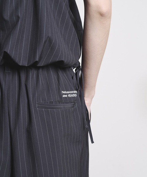 THOUSAND MILE(サウザンドマイル)の「(THOUSAND MILE x GENE HEAVENS)CAMI AND WIDE PANTS SET UP(セットアップ・レディース・ネイビー/チャコールグレー・ONE SIZE)」の22枚目の写真