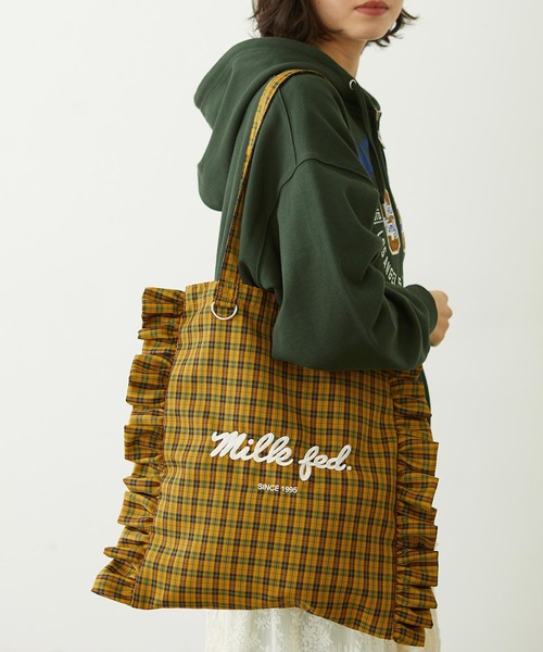 MILKFED.(ミルクフェド)の「FRILLED TARTAN TOTE BAG(トートバッグ・レディース・レッド/イエロー/ブラック・ONE SIZE)」の1枚目の写真