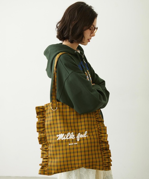 MILKFED.(ミルクフェド)の「FRILLED TARTAN TOTE BAG(トートバッグ・レディース・レッド/イエロー/ブラック・ONE SIZE)」の12枚目の写真