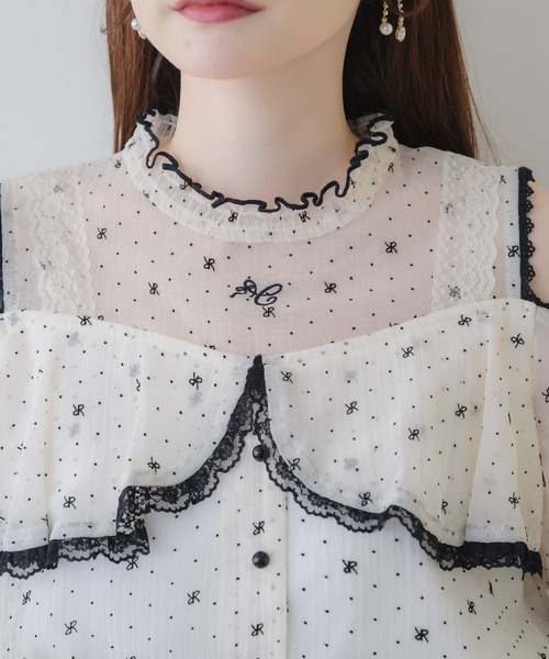 couture BY ROJITA(クチュールバイロジータ)の「肩開きフリルブラウス(シャツ/ブラウス・レディース・ホワイト/ブラック/アイボリー・FREE)」の20枚目の写真