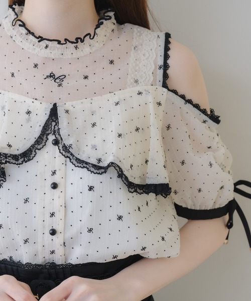 couture BY ROJITA(クチュールバイロジータ)の「肩開きフリルブラウス(シャツ/ブラウス・レディース・ホワイト/ブラック/アイボリー・FREE)」の22枚目の写真