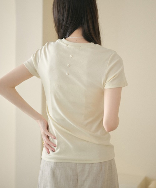 LAULEN(ローレン)の「henley neck cut sew tops /ヘンリーネックカットソートップス(Tシャツ/カットソー・レディース・アイボリー/ブラック・FREE)」の18枚目の写真