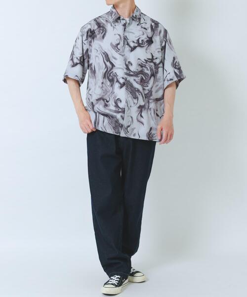 ITEMS URBANRESEARCH(アイテムズ アーバンリサーチ)の「マーブルプリントレギュラーカラーショートスリーブシャツ(シャツ/ブラウス・メンズ・ブラック/ベージュ/ホワイト・LARGE/MEDIUM)」の9枚目の写真