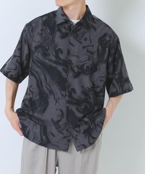 ITEMS URBANRESEARCH(アイテムズ アーバンリサーチ)の「マーブルプリントレギュラーカラーショートスリーブシャツ(シャツ/ブラウス・メンズ・ブラック/ベージュ/ホワイト・LARGE/MEDIUM)」の12枚目の写真