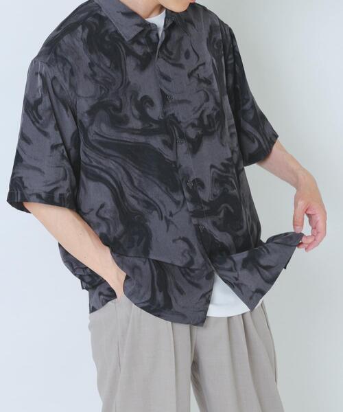 ITEMS URBANRESEARCH(アイテムズ アーバンリサーチ)の「マーブルプリントレギュラーカラーショートスリーブシャツ(シャツ/ブラウス・メンズ・ブラック/ベージュ/ホワイト・LARGE/MEDIUM)」の13枚目の写真