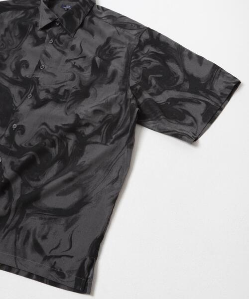 ITEMS URBANRESEARCH(アイテムズ アーバンリサーチ)の「マーブルプリントレギュラーカラーショートスリーブシャツ(シャツ/ブラウス・メンズ・ブラック/ベージュ/ホワイト・LARGE/MEDIUM)」の21枚目の写真
