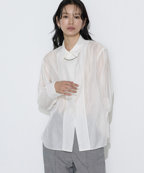 COMME CA（コムサ）の「〔 TALLサイズ 〕 シアーキュプラシルク シャツ（シャツ/ブラウス・レディース・サックスブルー/オフホワイト/ブラウン・15号）」の2枚目の写真