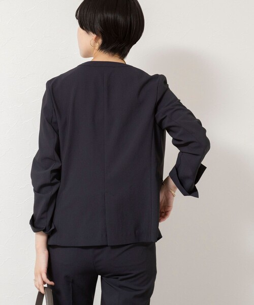 NOLLEY’S Sophi(ノーリーズソフィ)の「《セットアップ対応/UVカット/接触冷感》ウォッシャブルDry toro ノーカラージャケット(ノーカラージャケット・レディース・ベージュ/ブラック/ネイビー・38/36/40)」の9枚目の写真