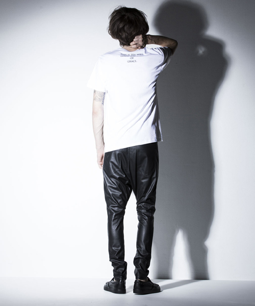 NO ID.(ノーアイディ)の「mt3335-Cコーマ天竺glitchプリントTシャツ(Tシャツ/カットソー・メンズ・ブラック/ホワイト・2/1/3)」の8枚目の写真