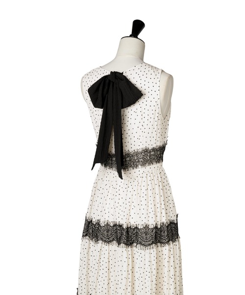 Her lip to（ハーリップトゥー）の「Clarine Polka Dot Dress