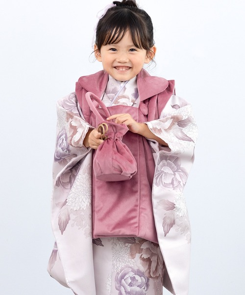 SOUBIEN（ソウビエン）の「【floro by SOUBIEN】3歳女の子用七五三セット（被布コート/着物/襦袢/草履/巾着）（着物・キッズ・ライトパープル/ホワイト系その他/ホワイト×レッド/オフホワイト/クリーム/サンドベージュ/ホワイト×パープル/ブラック×ピンク/ブラック系/ホワイト系/ホワイト系その他2/ネイビー系2/ネイビー系1/ピンク系/ローズ系/レッド系/パイングリーン系/グリーン系/ベージュ系/ライトグレー系/アイボリー/マスタード/スカイブルー系・ONE SIZE）」の21枚目の写真